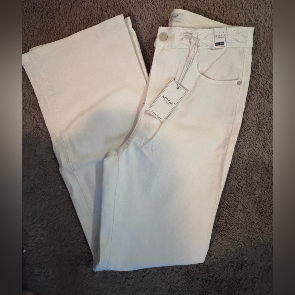 Judy Blue White Jeans